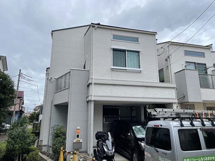 外壁材は窯業系サイディングを使用