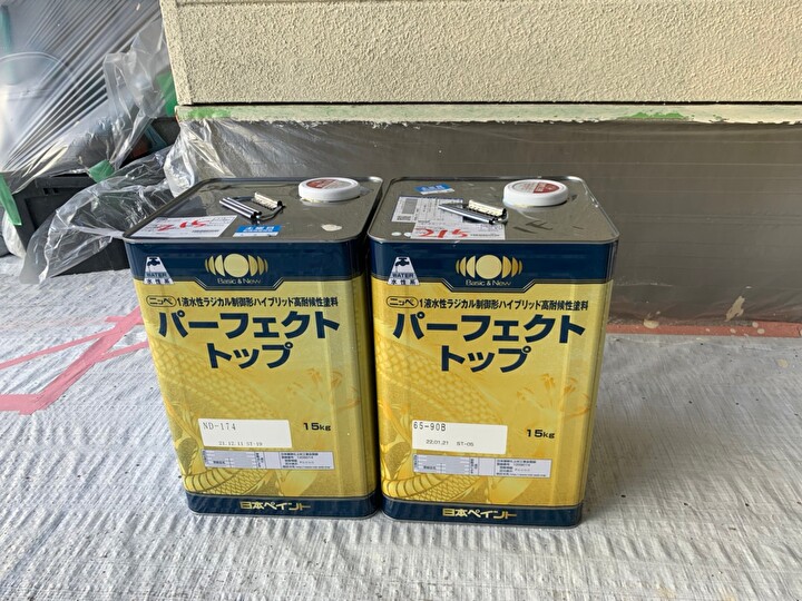 日本ペイントのパーフェクトトップ(65-90B、ND-174)を使用