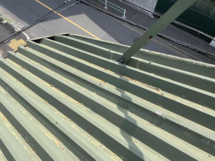 鉄部に塗装の剥がれにより錆が発生