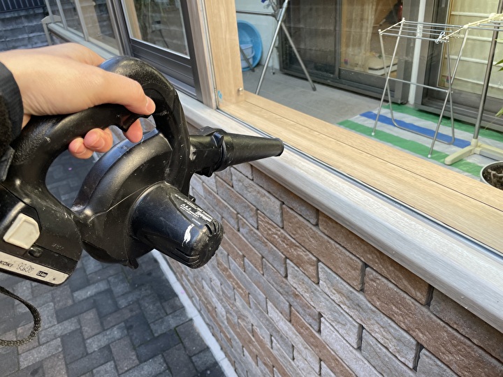 目地周りの汚れやほこりを除去