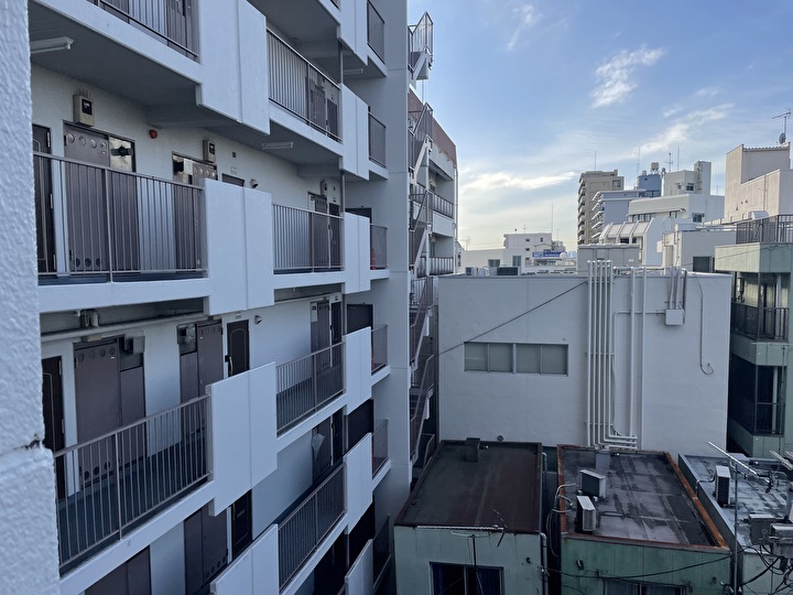 鉄骨階段等の鉄部塗装工事前に現地調査