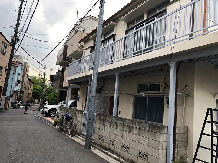 下塗り作業が完了した状態