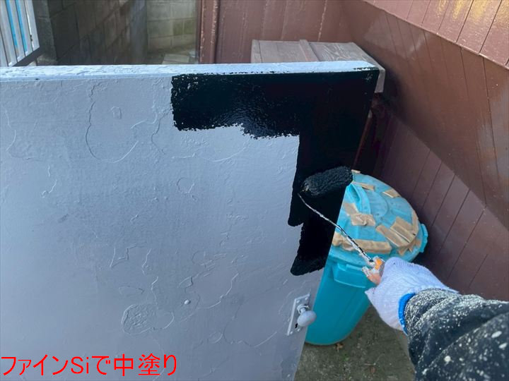 ファインSiで中塗り