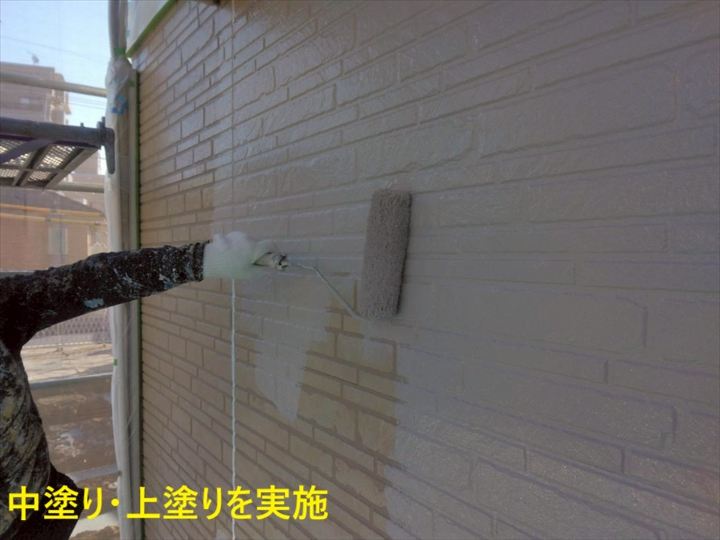 中塗り・上塗りを実施_R