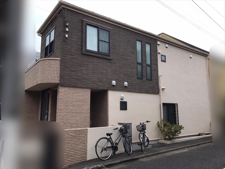 杉並区上荻にてジョリパット仕上げの外壁に遮熱断熱塗料ダンネストで塗装工事を行いました！