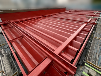板橋区南常盤台にて鮮やかな赤茶系（07-30L）の色で鉄部塗装工事！