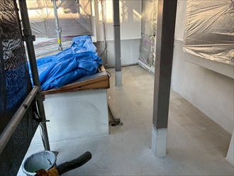 屋根の中にベランダが有る構造の防水工事事例 - 高円寺南のルーフバルコニーを雨漏りリスクから守る工法