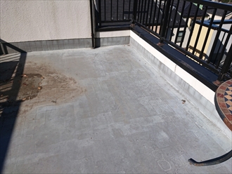 稲城市押立で下地補修から行うウレタン防水工事｜通気緩衝工法で安心の防水リフォーム