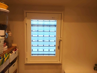 練馬区豊玉南でマンションのサッシ工事、隙間風対策で内側にインプラスを設置しました