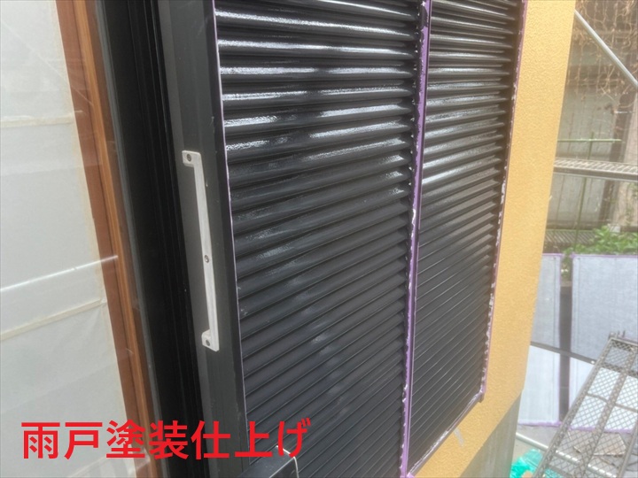 練馬区谷原で実践！ファインウレタンを使用した長寿命な雨戸塗装の工程をご紹介