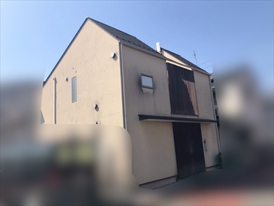狛江市西野川で外壁のクラックと北面の黒ずみにダンネスト外壁塗装を実施
