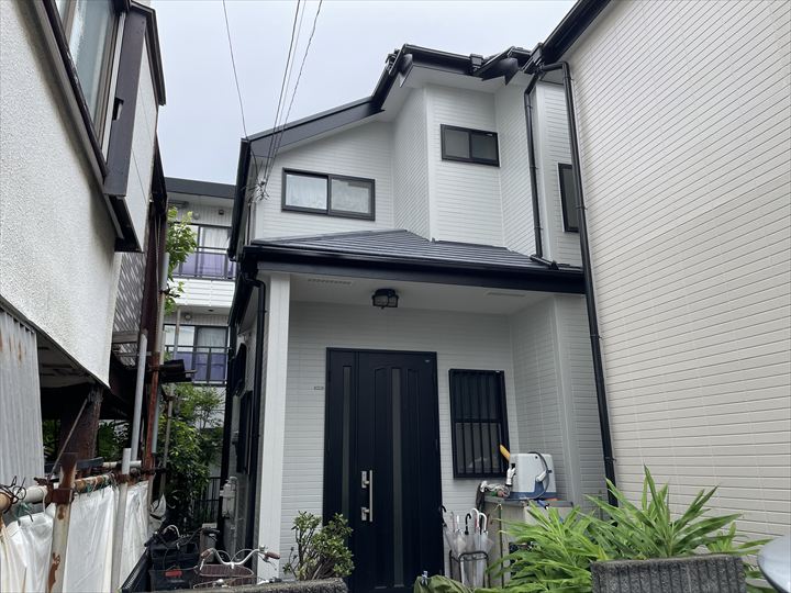 町田市鶴間にて外壁の劣化を徹底補修！外壁塗装と目地打ち替え工事で住まいを美しく再生！