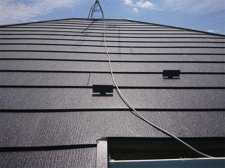 ガルバリウム鋼板屋根