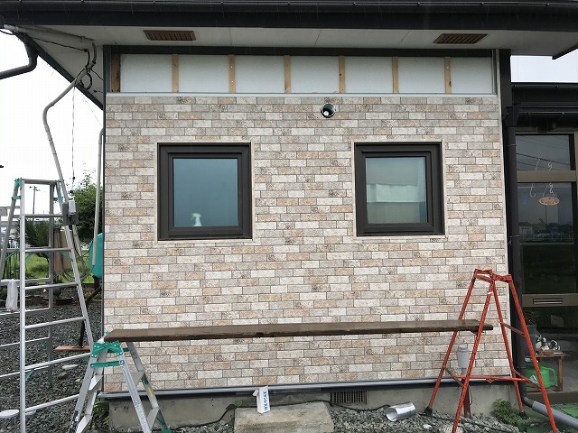 盛岡市ガルバリウム外壁材カバー工法
