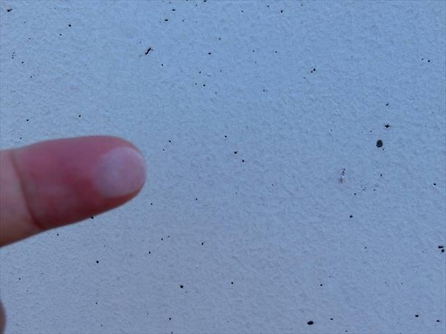 打放しコンクリートのひび割れ