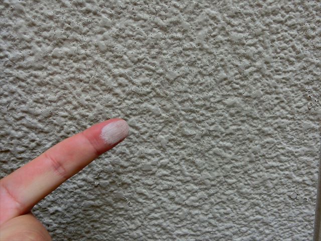 外壁塗膜のチョーキング
