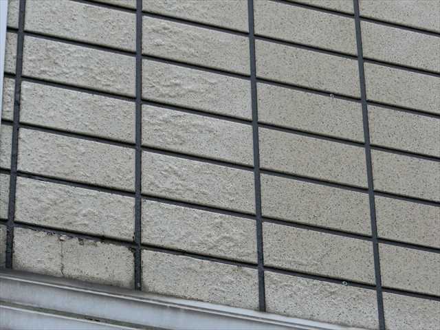 外塀の膨れ