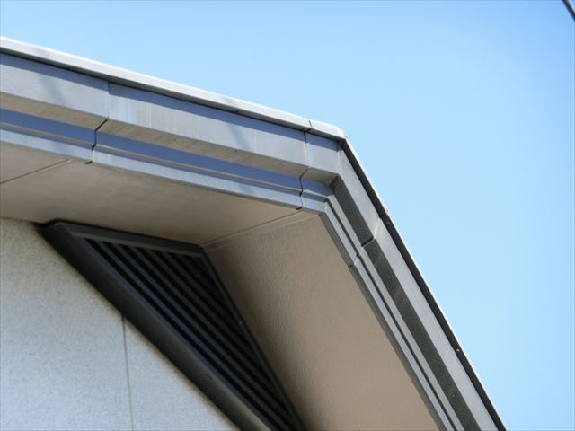 破風の塗り替え