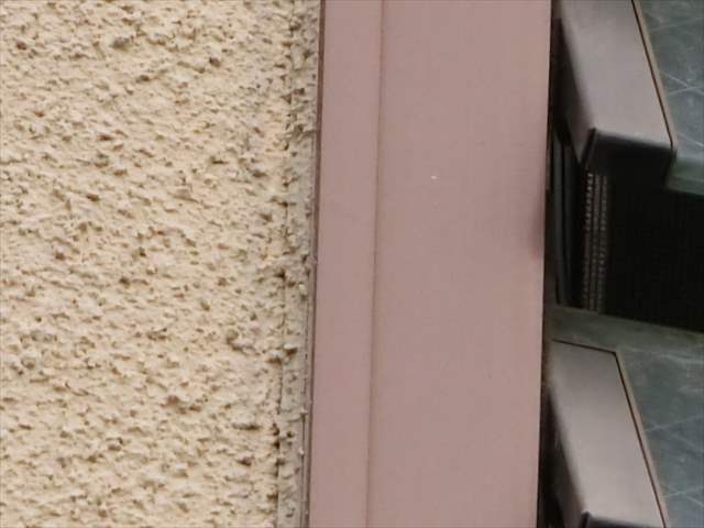 サッシ廻りのひび割れ