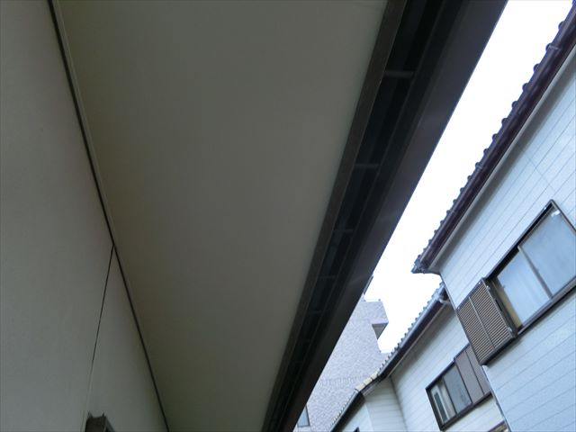 軒裏の塗装