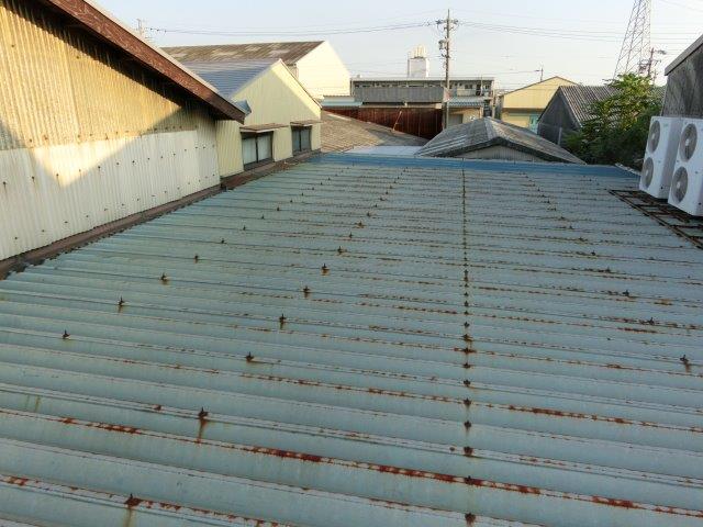 錆びた折半屋根