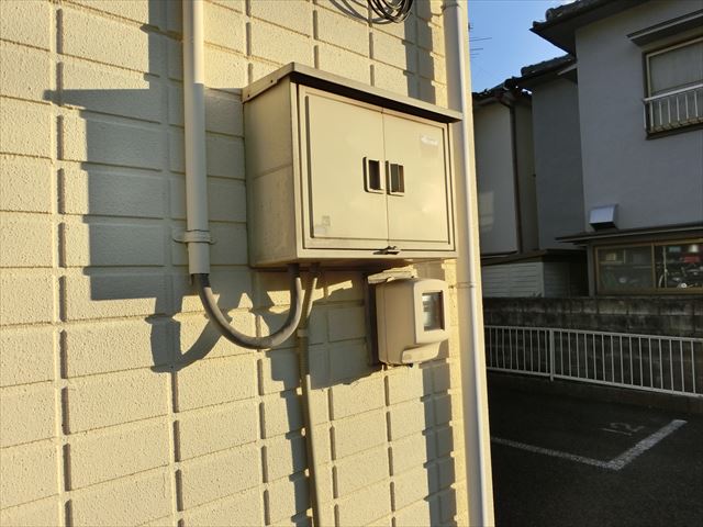 電気ボックス
