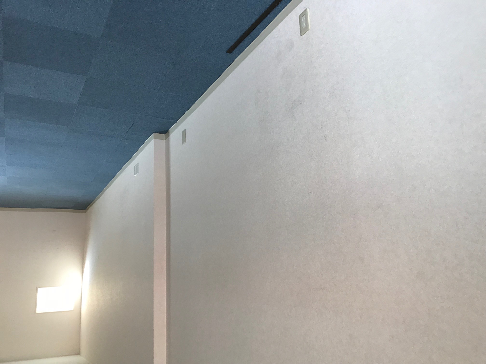 室内クロスの塗装施工前
