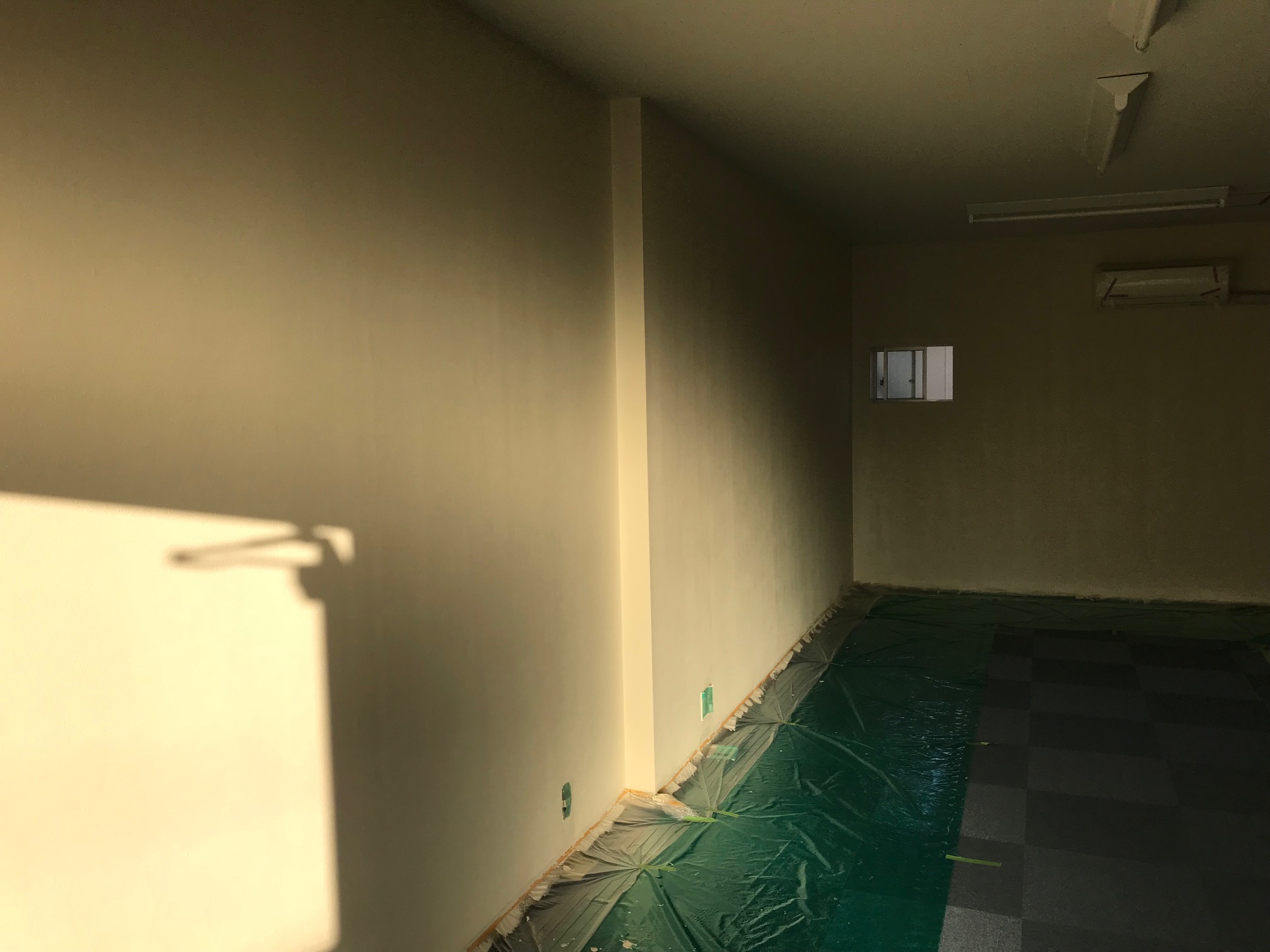 室内クロスの塗装施工後