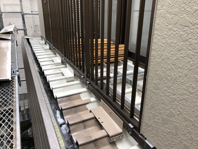 折半屋根の塗装