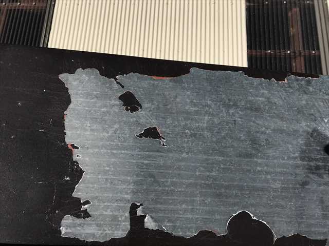 瓦棒屋根の塗膜剥がし