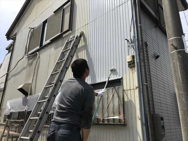 トタンの錆止め塗装