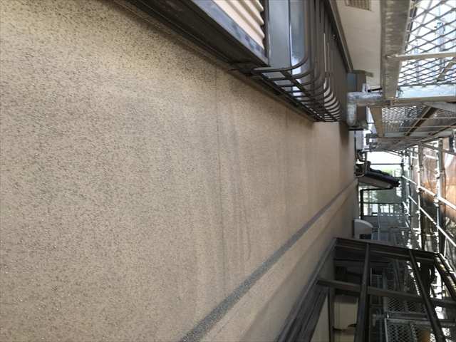 外壁の高圧洗浄後