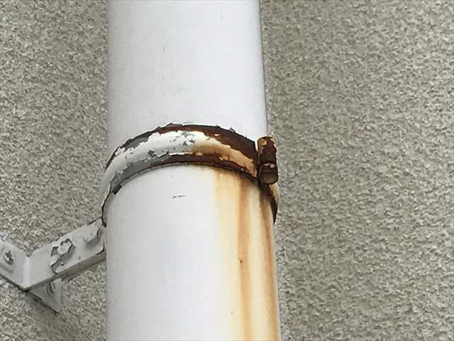 樋バンドの錆