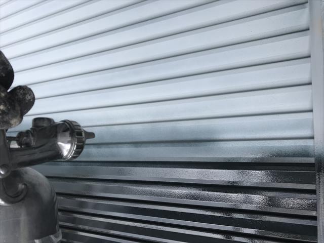 雨戸の塗装