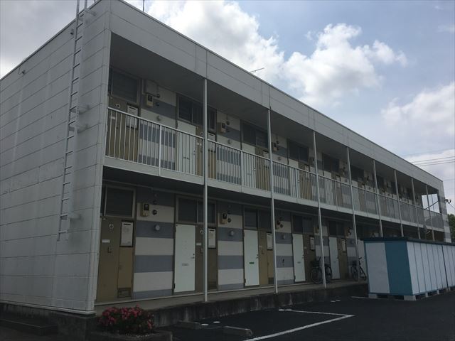 水戸市、賃貸ＡＰレオパレスの屋根ドレンの防水工事です