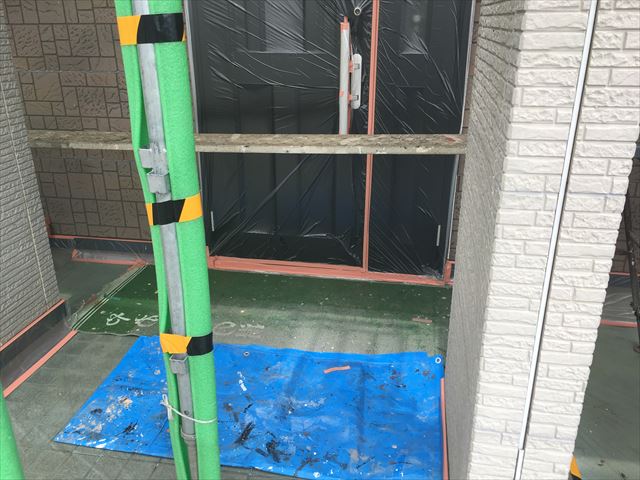 玄関作業中養生