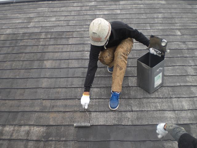 ４世帯のアパート塗装工事の継続作業になります。水戸市です。