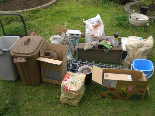 塗装のご依頼をいただきました。塗装前の高圧洗浄作業の話です。