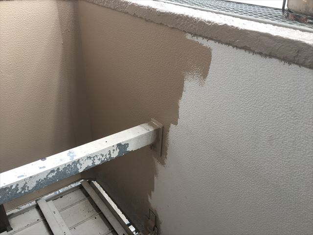 鉄板外壁塗装