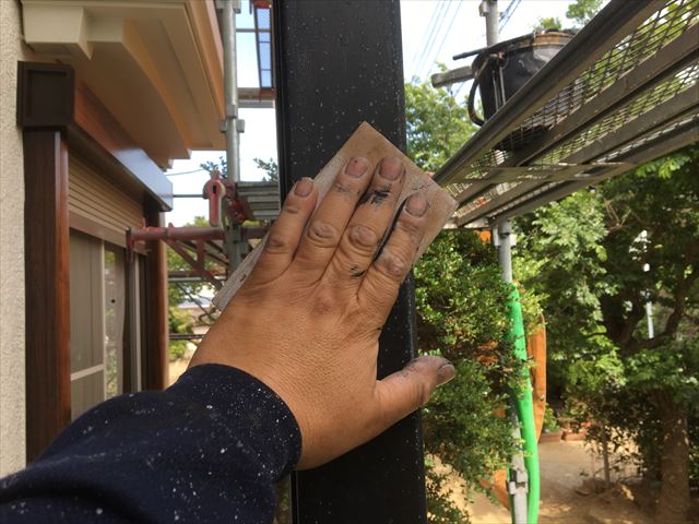 Y邸玄関柱ケレン