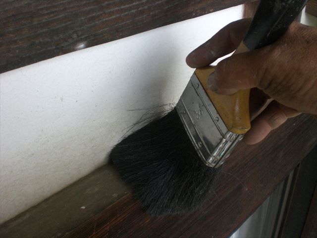 塗装前ダスター刷毛清掃