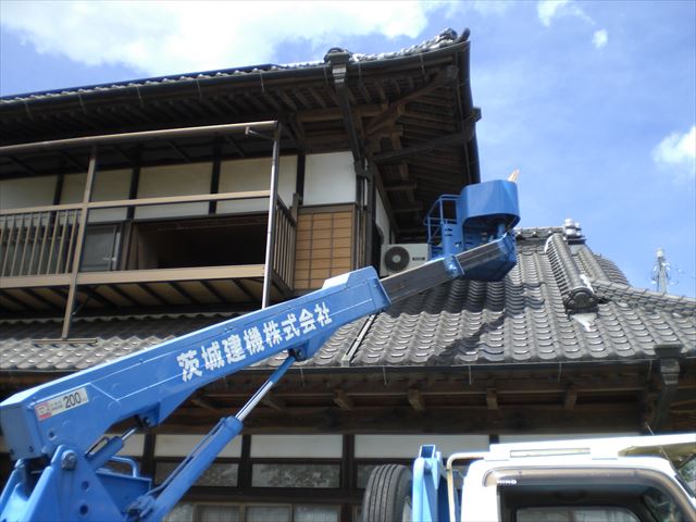 高所作業車