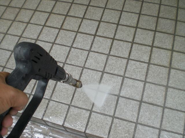T邸 タイル高圧洗浄