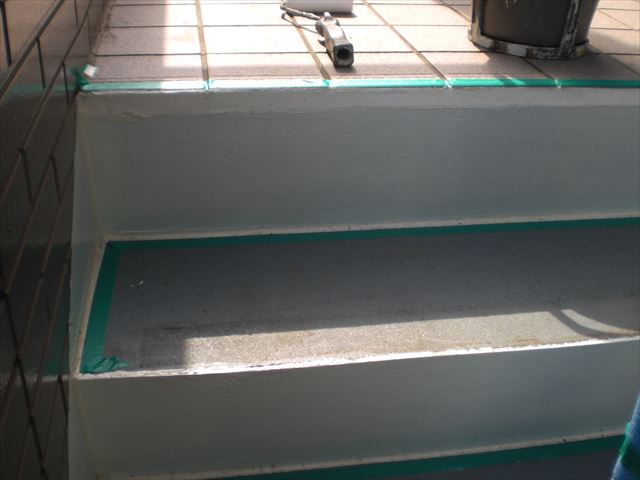 S邸階段上塗り前