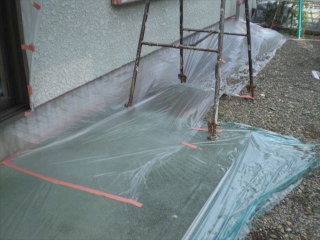外装リフォーム　外壁塗り替え前の大切な工程の養生作業　茨城町