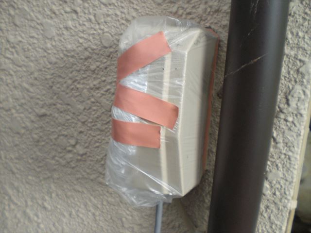 外壁塗り替え前の高圧洗浄で建物全体の汚れを落としてきました　千葉県松戸市