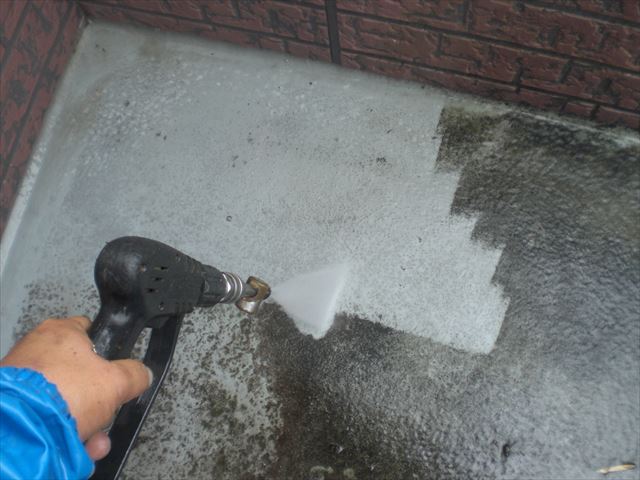 ベランダ床洗浄