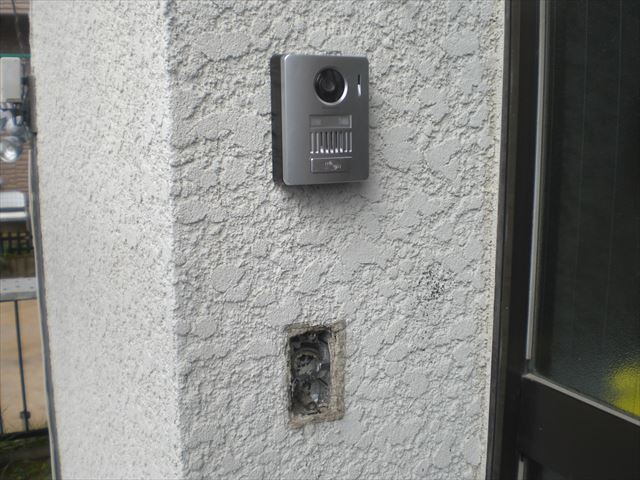 笠間市で外壁塗り替え前に行なう高圧洗浄作業をしてきました。