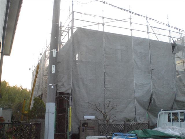 ひたちなか市高場塗り替え作業前の高圧洗浄作業をしてきました。