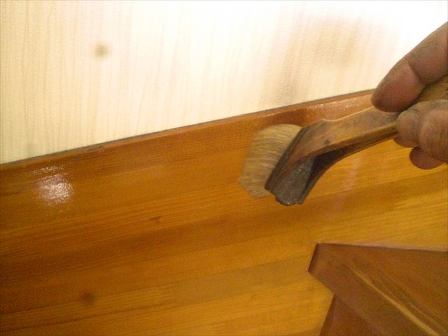漂白セラックニス